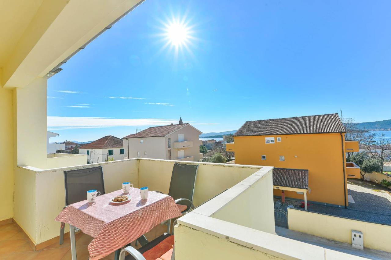 Apartments Adria Turanj Εξωτερικό φωτογραφία