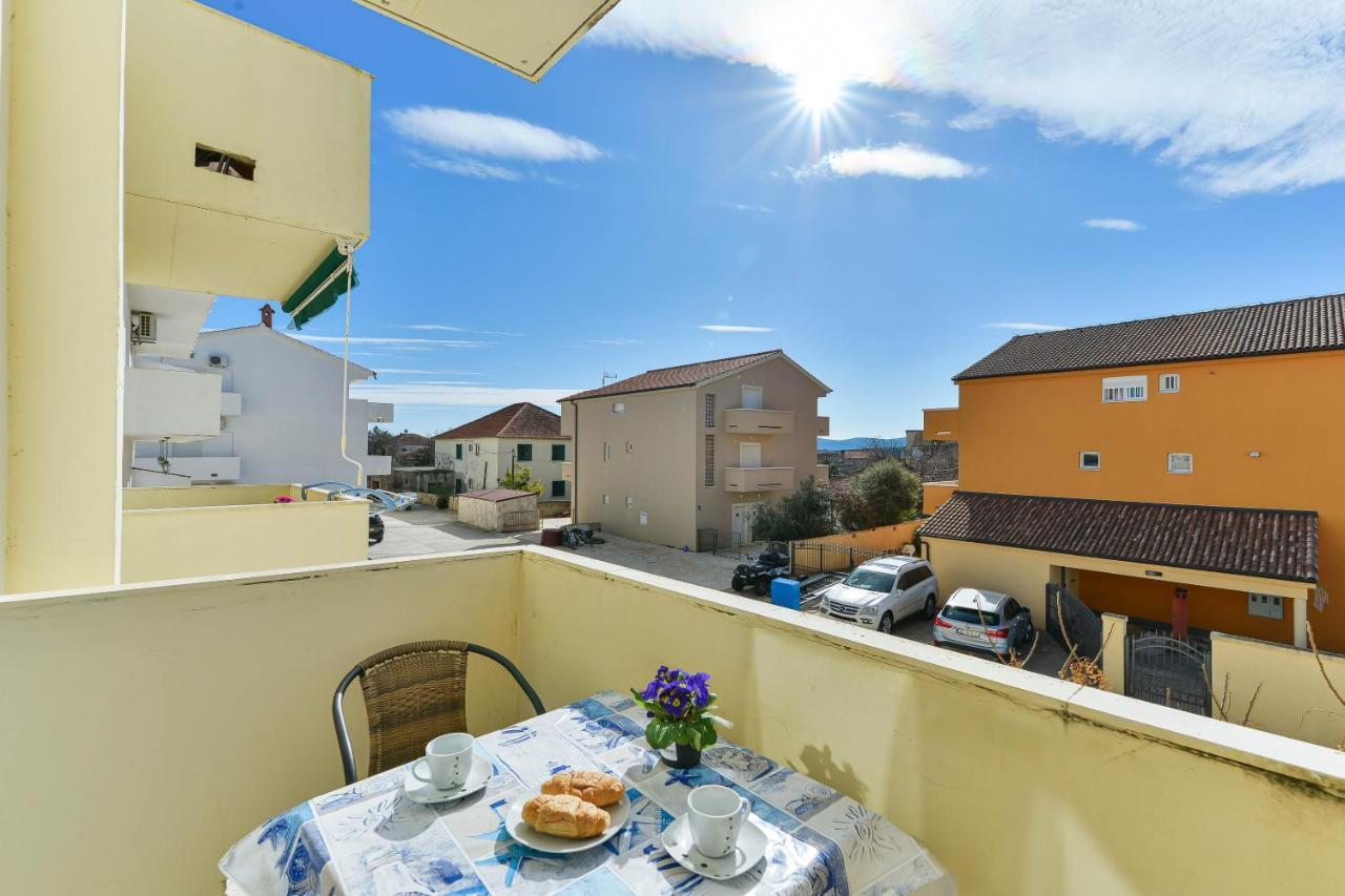 Apartments Adria Turanj Εξωτερικό φωτογραφία